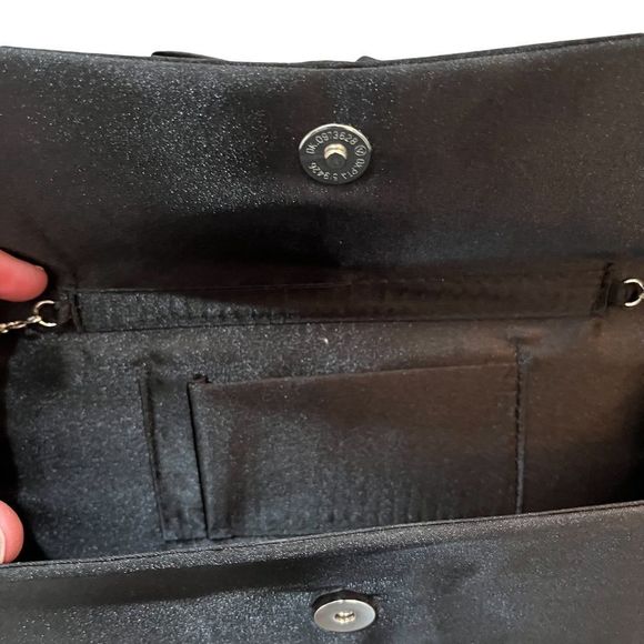 Aldo black with rose design in front purse - Picture 3 of 4